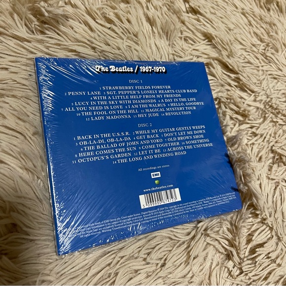 The Beatles 1967-1966 - Picture 2 of 2